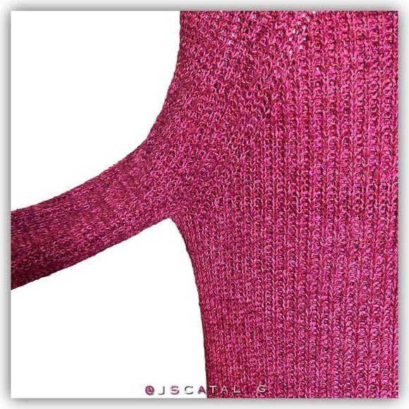 Cherry Red Wide Weave Cable Knit Crewneck Pullover - L - EUC - Picture 4 of 6